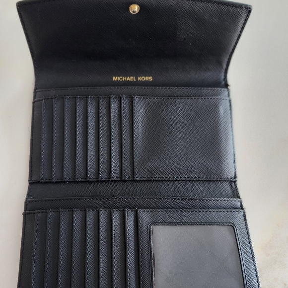 Michael Kors Black Karla Trifold wallet. NWOT. Gorgeous! - Picture 7 of 7
